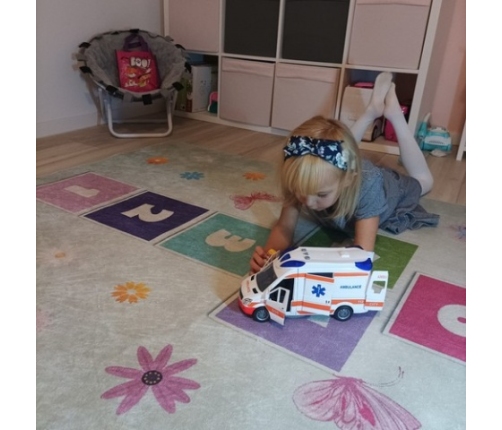 Ātrās palīdzības mašīna ar nestuvēm 22731