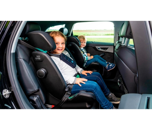 Britax Romer Advansafix I-size Burgundy Red Bērnu Autokrēsls 9-36 kg