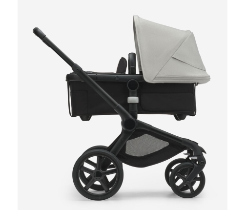 Bugaboo Fox 5 Midnight black Детская Коляска 2в1 Черная рама + Kапюшон Misty White