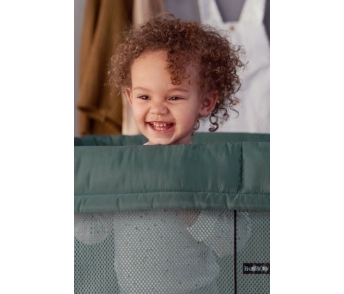 Манеж-Кровать BabyBjorn Travel cot Light Mesh Dark Green 040238