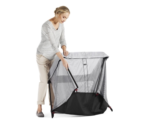 Манеж-Кровать BabyBjorn Travel cot Light Mesh silver 040248