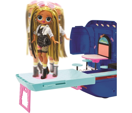 MGA LOL Surprise 4-in-1 Glamper Fashion Camper with 55+ Surprises (Electric Blue)