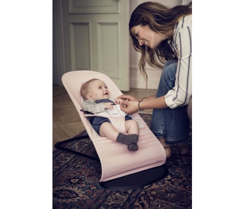 Шезлонг для детей BabyBjorn Bouncer Balance Soft Light pink/Grey Cotton/Jersey 005089