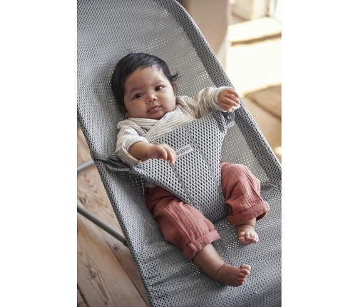 Шезлонг для детей BabyBjorn Bouncer Bliss Charcoal grey 3D Jersey 006076