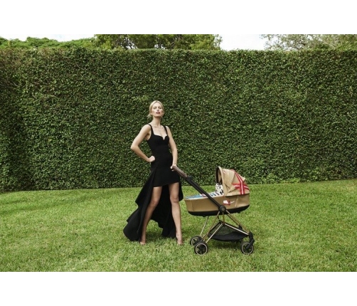 Cybex Mios Karolina Kurkova One Love Люлька для коляски