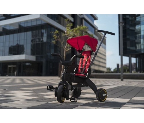 DOONA Liki Trike S3 Flame Red Детский трехколесный велосипед