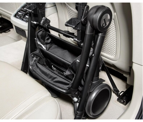 Cybex e-Priam Chrome + black Ratu rāmis ar sēdekli