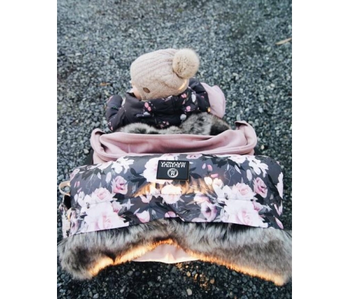 Roku mufta ratiem Makaszka Monkeys