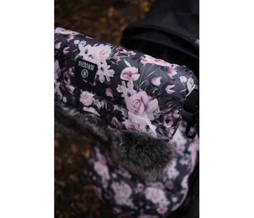 Roku mufta ratiem Makaszka Monkeys