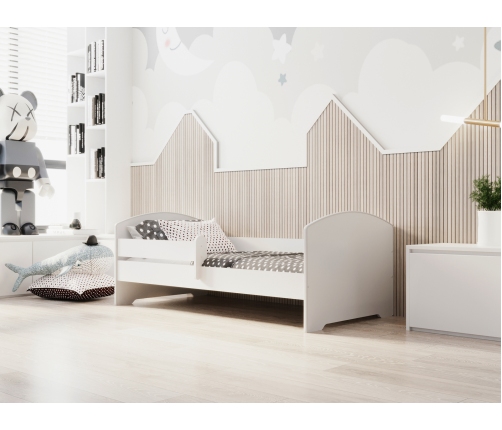 Детская кровать Luk с матрасом и барьерной защитой 164 см х 85 см х 63 см