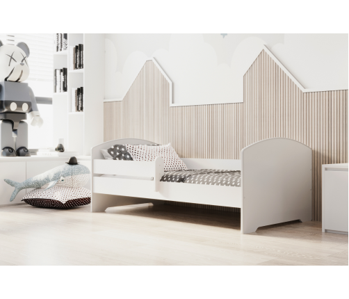 Детская кровать Luk с матрасом и барьерной защитой 164 см х 85 см х 63 см