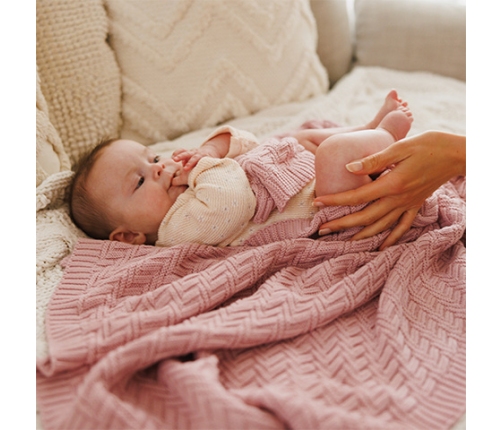Adīta kokvilnas sedziņa BabyOno 1647/01 pink