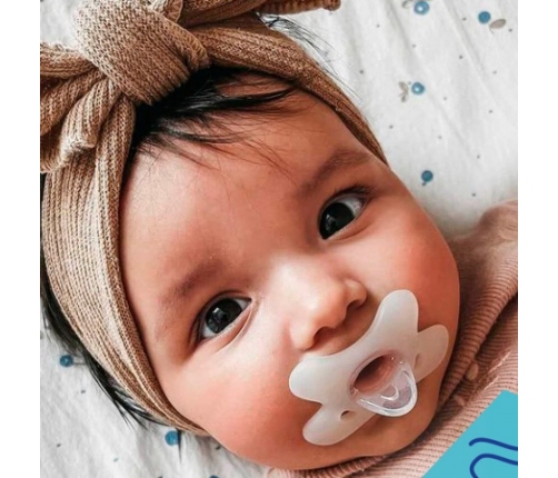 Māneklis 100% silikons,simetrisks 6-12m, 24/002 white
