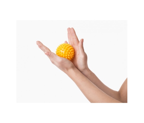 Массажный мячик  ЁЖИК  6,6  cm TULLO-409 red