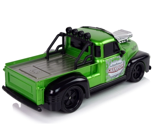 Remote Controlled 1:18 Green Pick-up Truck