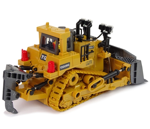 Remote Controlled Bulldozer 2.4G Remote Control Moving Bucket