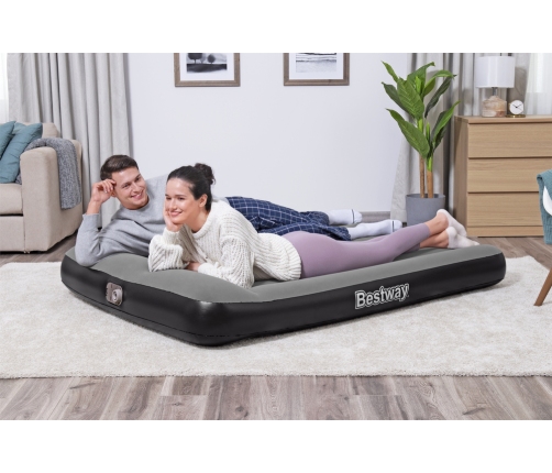 Double Inflatable Sleeping Mattress With Pump 191x137x30cm Bestway 67462