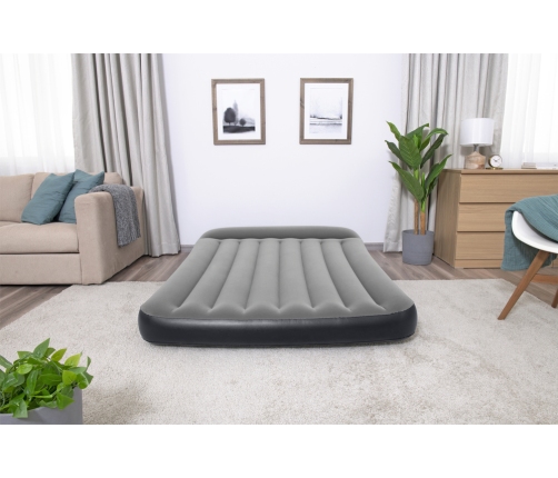 Double Inflatable Sleeping Mattress With Pump 191x137x30cm Bestway 67462