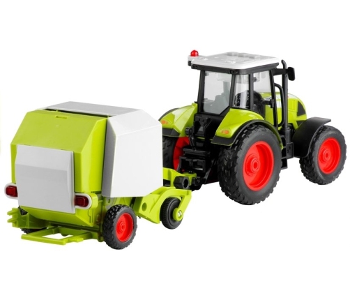 Tractor with Round Baler for Baling Noise making 37,5 cm