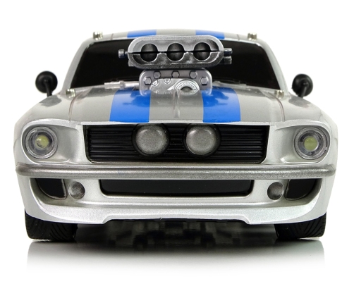 R/C Sports Car 1:16 Silver Blue Stripes Pilot