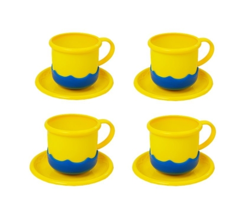 Set of Plastic Dishes for Little Chef