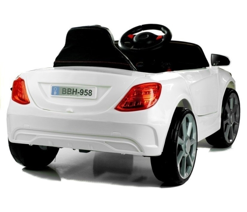 BBH958 White - Electric Ride On Car