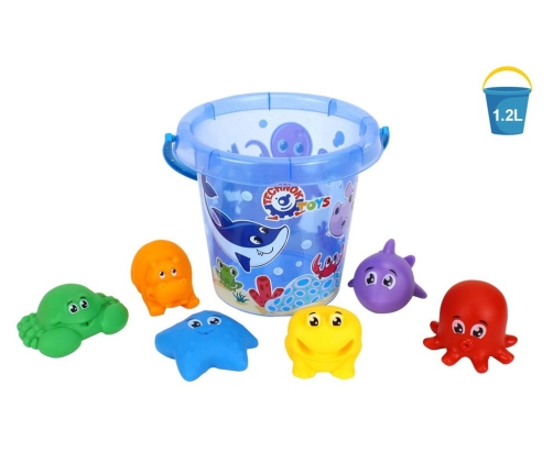 Set for playing in the sand, water and bathing animals 7945