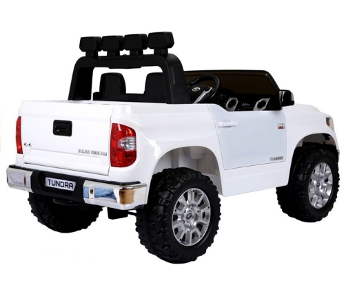 Divvietīgs bērnu elektromobilis Toyota Tundra White