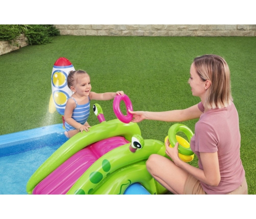 Inflatable playground 239 x 206 x 86 cm Bestway 53126