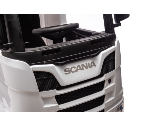 Детский электрический грузовик  Scania 500R HL698 White