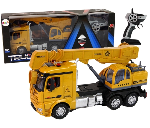 Remote Controlled Crane Truck Pilot 2.4G Sound Lights