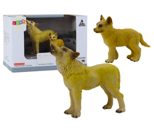 Figures: Adult Wolf 9 cm and Young Wolf 6.5 cm