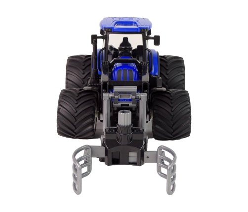 Remote-controlled tractor with grab handle Blue