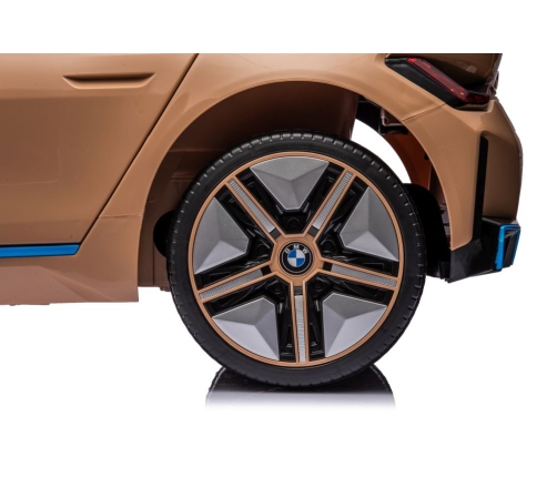 Электрический спортивный автомобиль для детей BMW I4 Golden