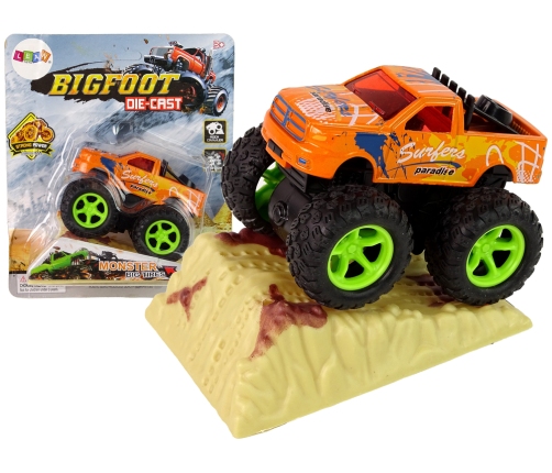 Resorak Monster Truck  Pull Back drive  Rubber tyres Metal body + Evolving Ramp