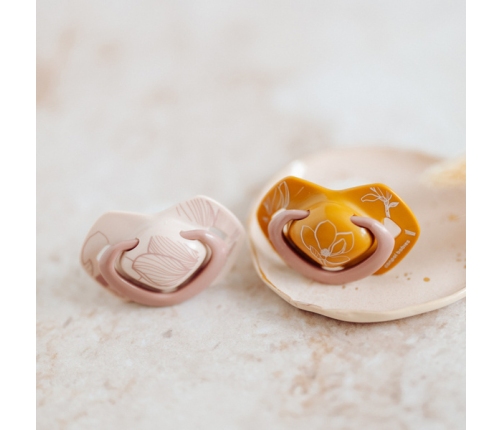 Canpol Babies Silikonowy Smoczek Symetryczny Light Touch Gold 18msc 2 szt 22/666_pin