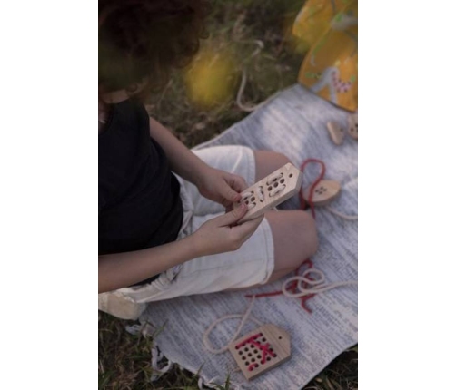 Babai Drewniana Zabawka Sznurowanka Zestaw Naturalny