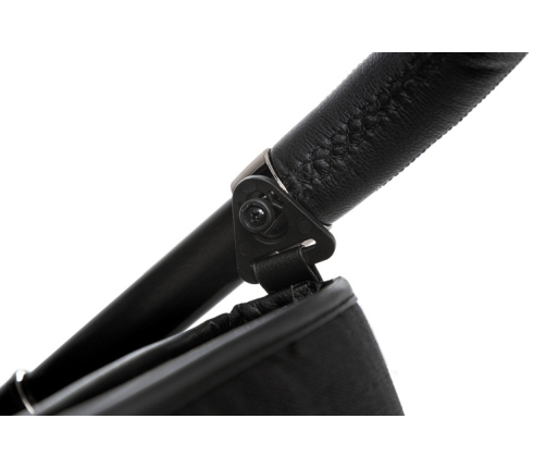 Muuvo Quick SE 2 Chromium Black Детская коляска 2в1