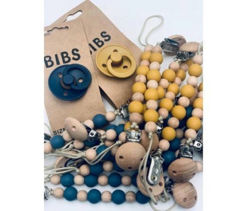 NIBBLING Zawieszka eko drewniana EARTH MUSTARD