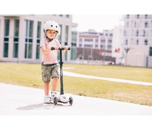 Skrejritenis ScootAndRide Highwaykick 3 LED Ash