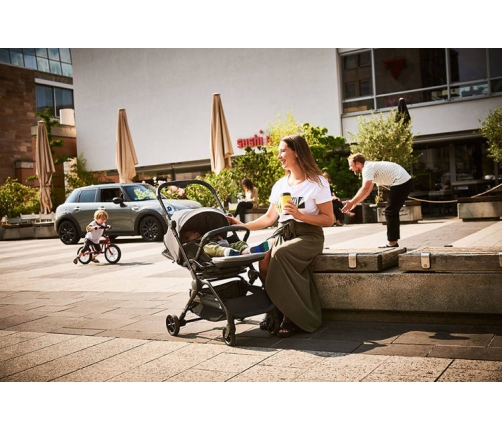 Mini by Easywalker Buggy Turn Kompaktowy Wózek Spacerowy z Obrotowym Siedziskiem 360 Soho Grey