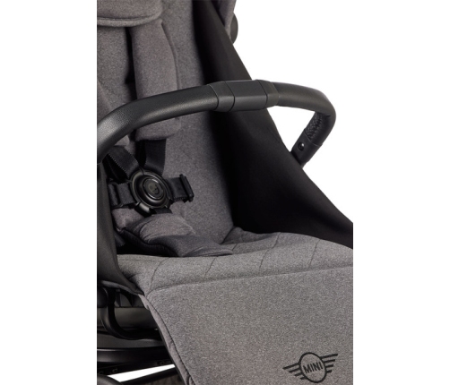 Mini by Easywalker Buggy Turn Kompaktowy Wózek Spacerowy z Obrotowym Siedziskiem 360 Soho Grey
