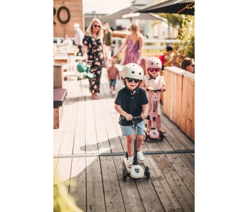 Skrejritenis ScootAndRide Highwaykick 3 LED Ash