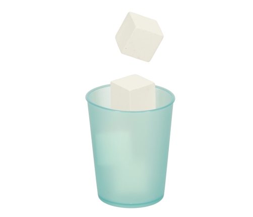 Bērnu koka virtuve ar ledusskapi zelta krāsā