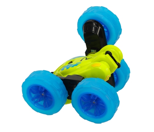 RC Revolt Flip Speeder tālvadības automašīna ar kvēlojošiem riteņiem