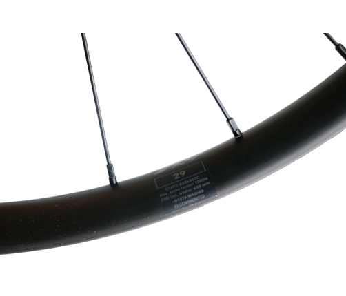 Aizmugurējais ritenis 29