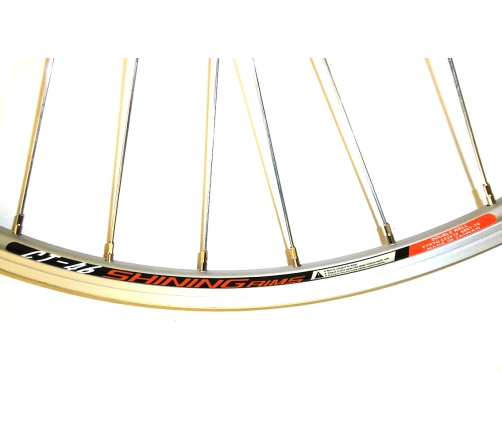 Aizmugurējais ritenis 28