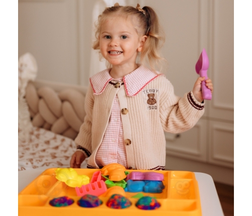 WOOPIE Piasek Kinetyczny 1,2 kg Zestaw XL ZOO Stolik z Foremkami