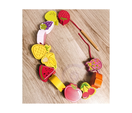 CLASSIC WORLD Drewniane Klocki do Nawlekania Owoce 13 el.