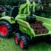 Traktors ar pedāļiem ar kausu un piekabi FALK CLAAS AVEC Green